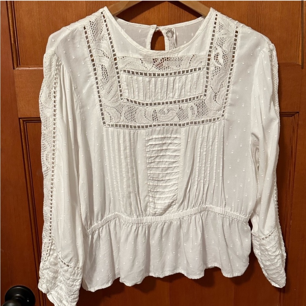 Elegant White Lace Women's Top